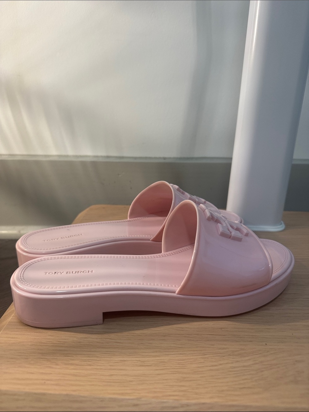 Tory Burch Pastel Pink Jelly Slides - Picture 3 of 6